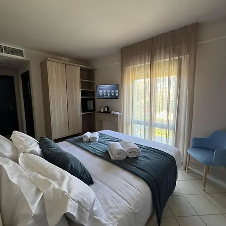 Harmony-smile Hotel