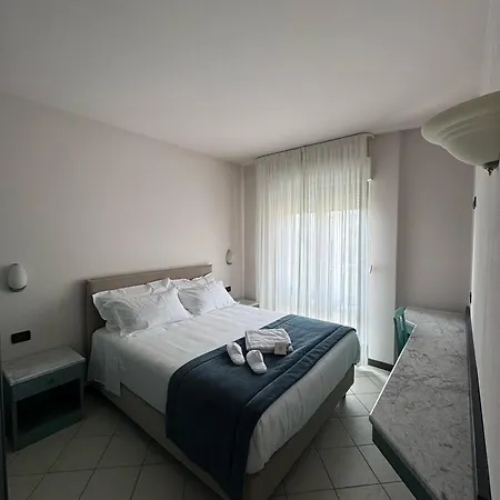 Harmony-smile Hotel